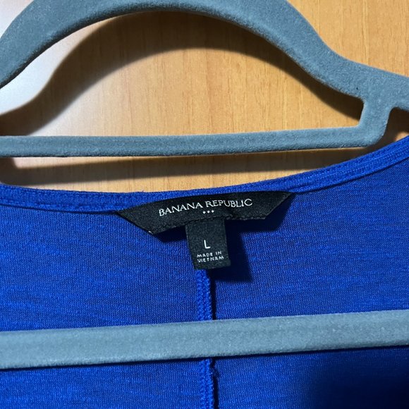 Blue sleeveless top - Picture 3 of 3